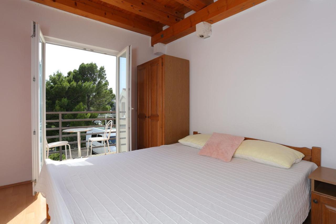 Apartments With A Parking Space Brela, Makarska - 789 Exterior photo