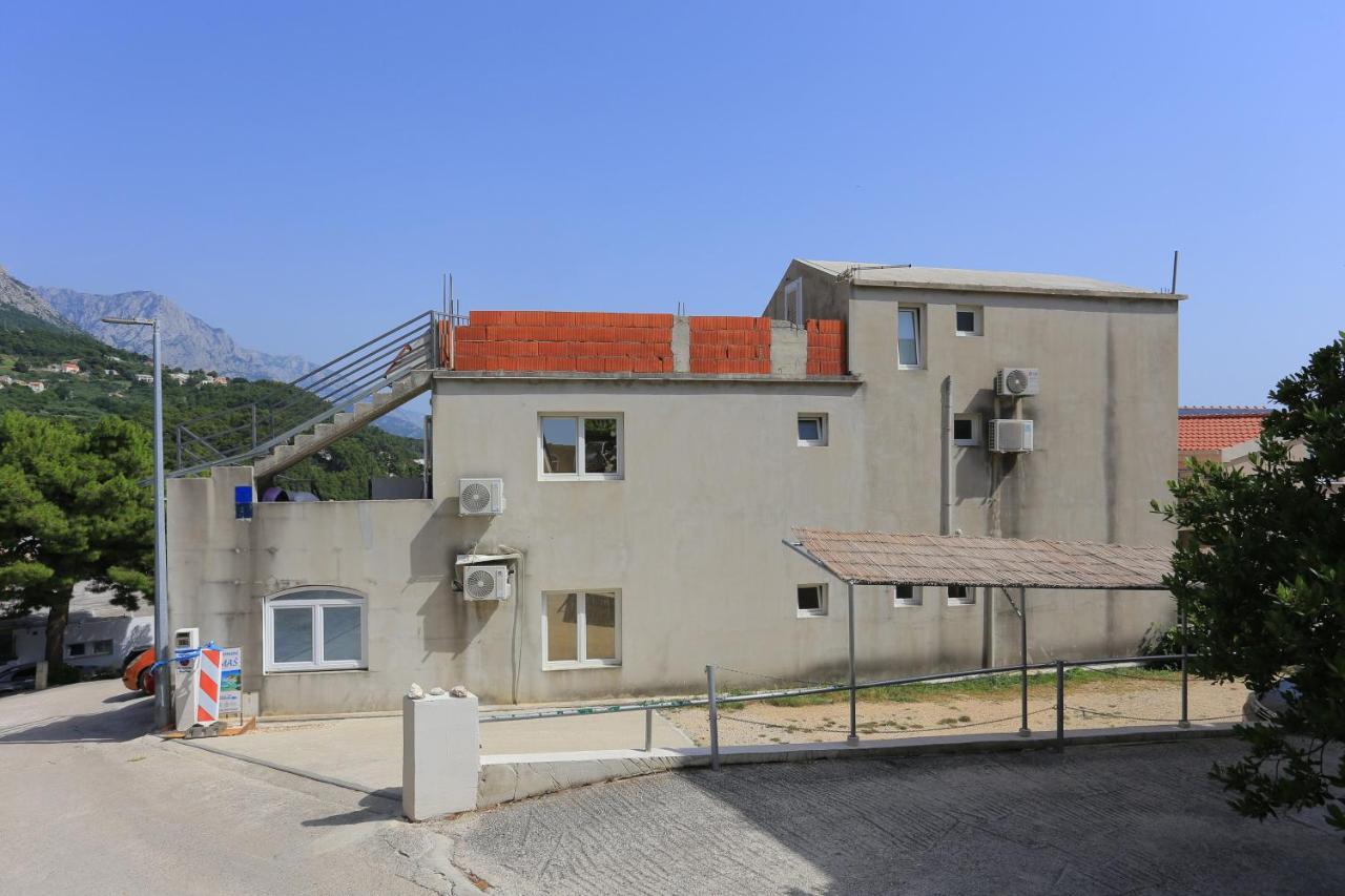 Apartments With A Parking Space Brela, Makarska - 789 Exterior photo