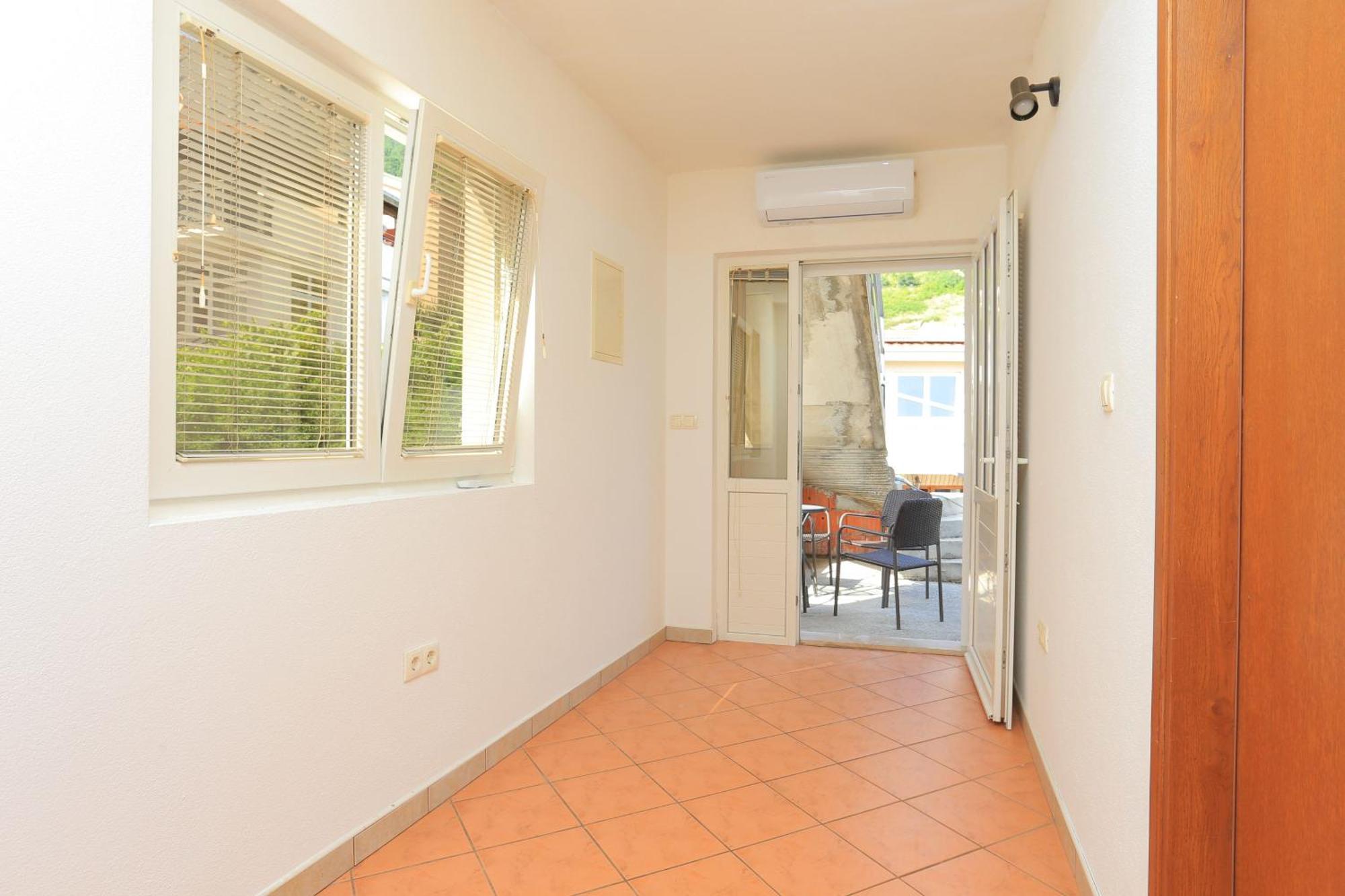 Apartments With A Parking Space Brela, Makarska - 789 Exterior photo