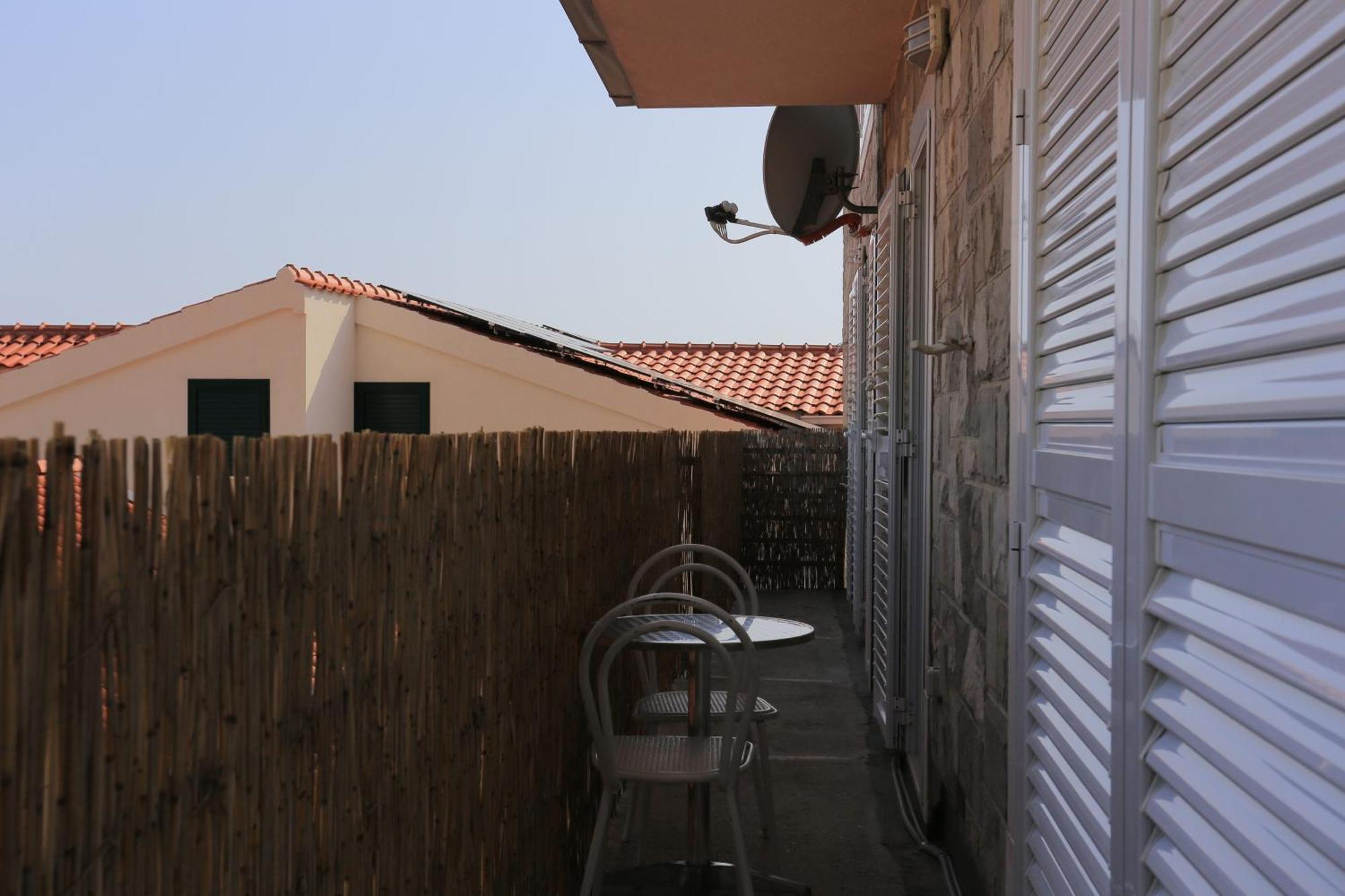 Apartments With A Parking Space Brela, Makarska - 789 Exterior photo